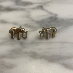 ✨FREE✨ Elephant earrings